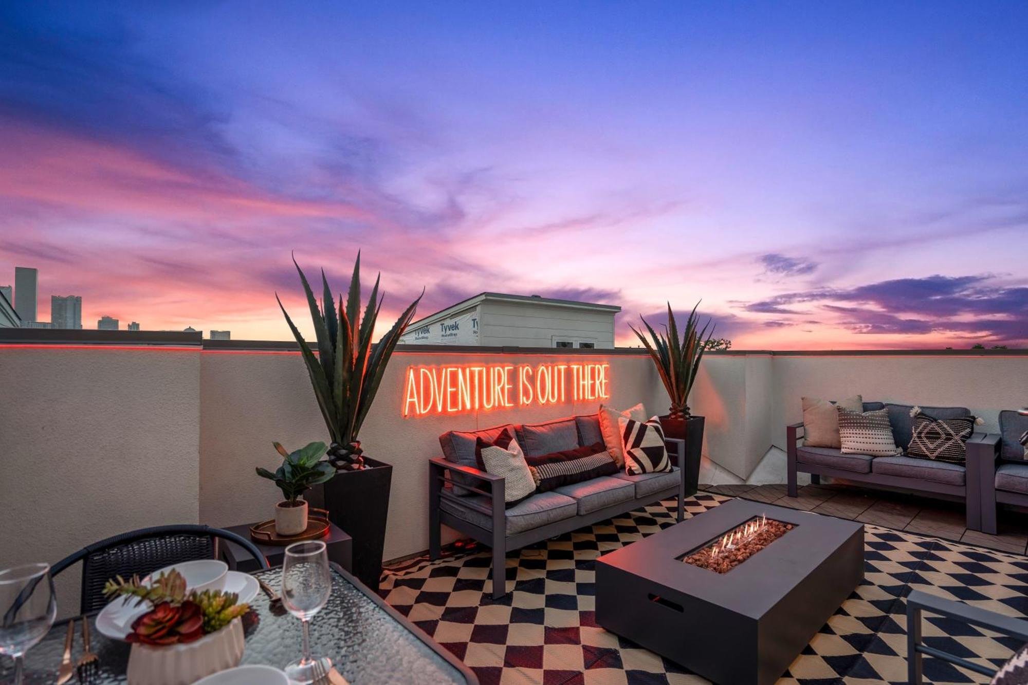Villa Luxury Downtown Getaway With Breathtaking Views Houston Exterior foto